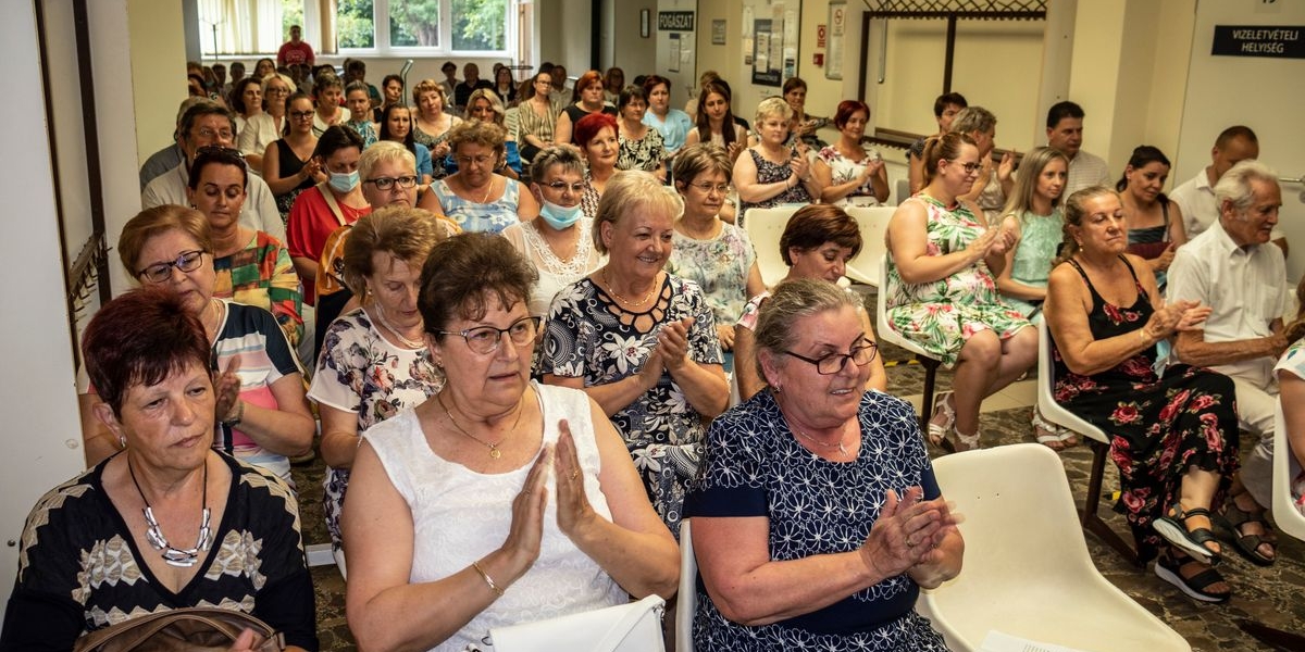 Az egészségügyben dolgozókat köszöntötték