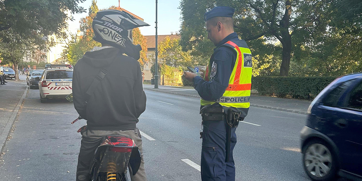 Szabálytalankodó segédmotorkerékpárosok