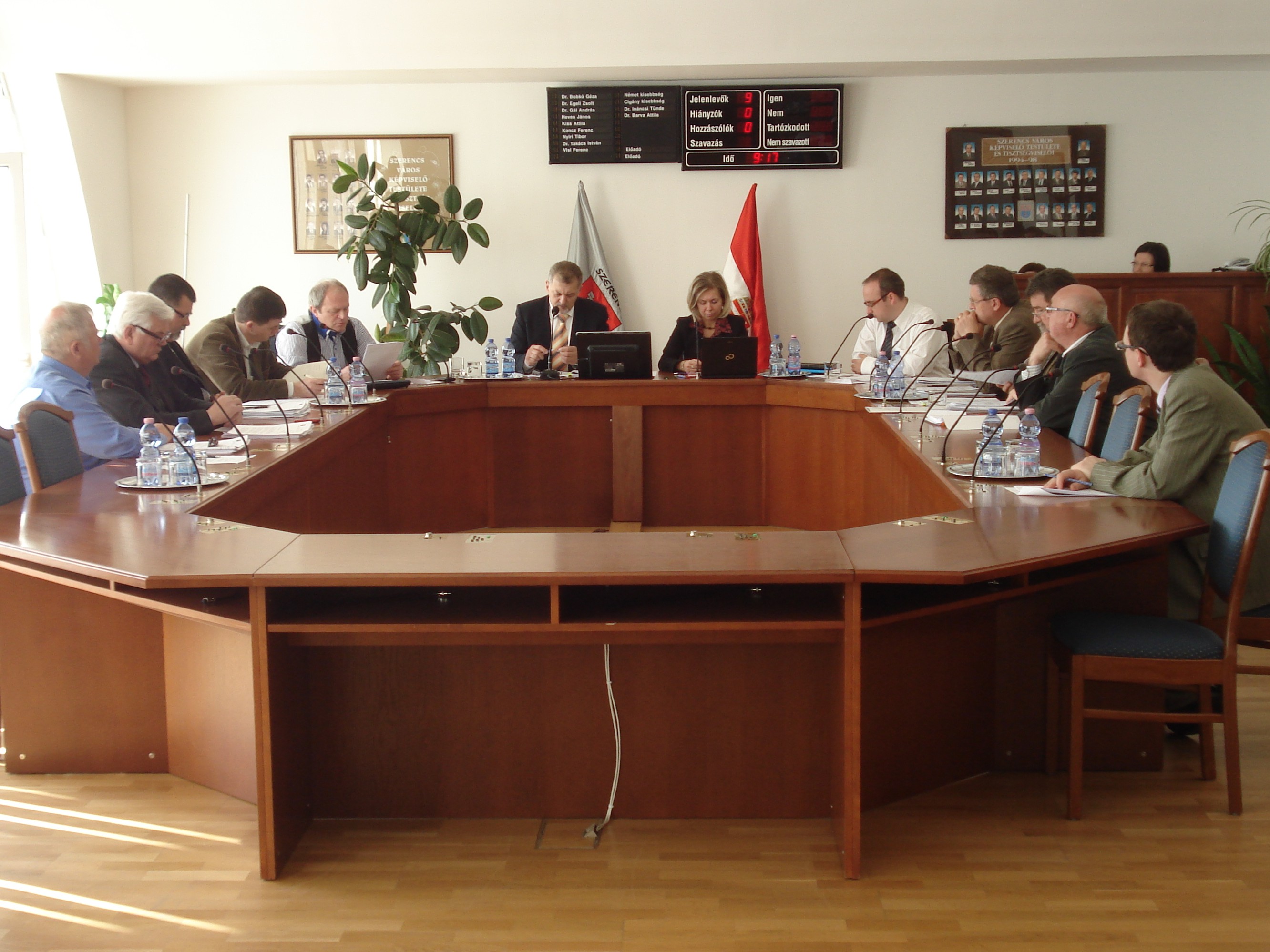Testületi ülés 2012. 04. 26.
