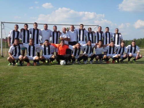 Az SZVSE férfi labdarúgócsapata. Fotó: magánarchívum